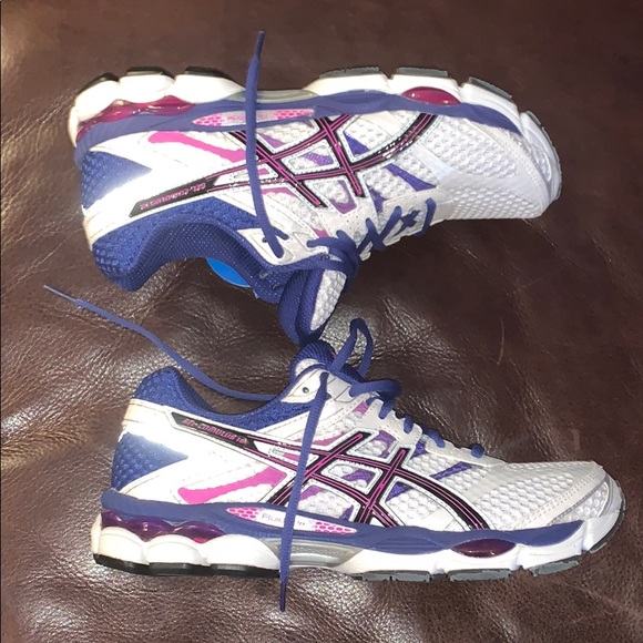 womens asics gel cumulus 16